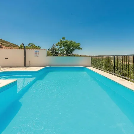 Gorgeous In Rovanjska