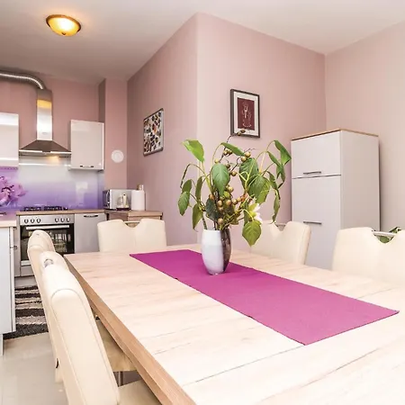 Gorgeous In Ferienhaus *