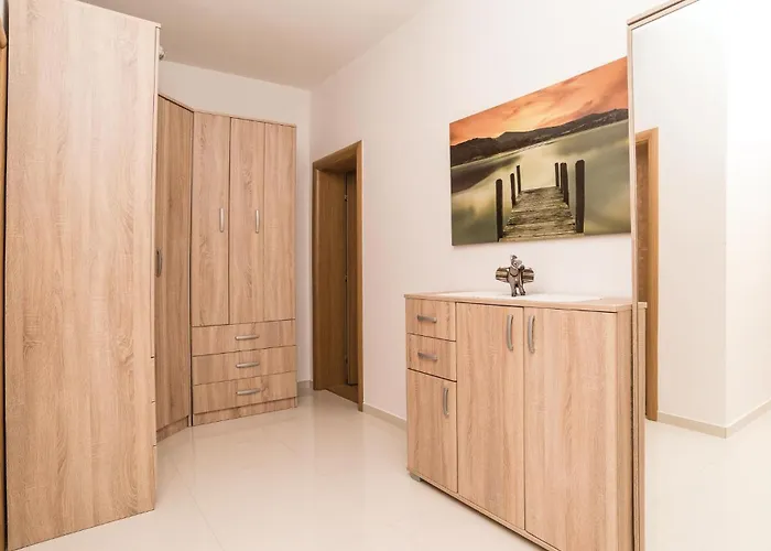 Gorgeous In * 로바니스카