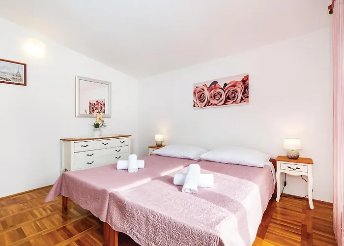 Gorgeous In Дом отдыха Рованьска